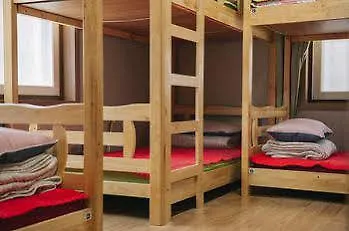 Elly Guesthouse Busan