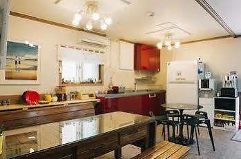 Elly Guesthouse Busan